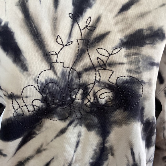 Levi's Women's Pai Sweatshirt - Picture 7 of 8